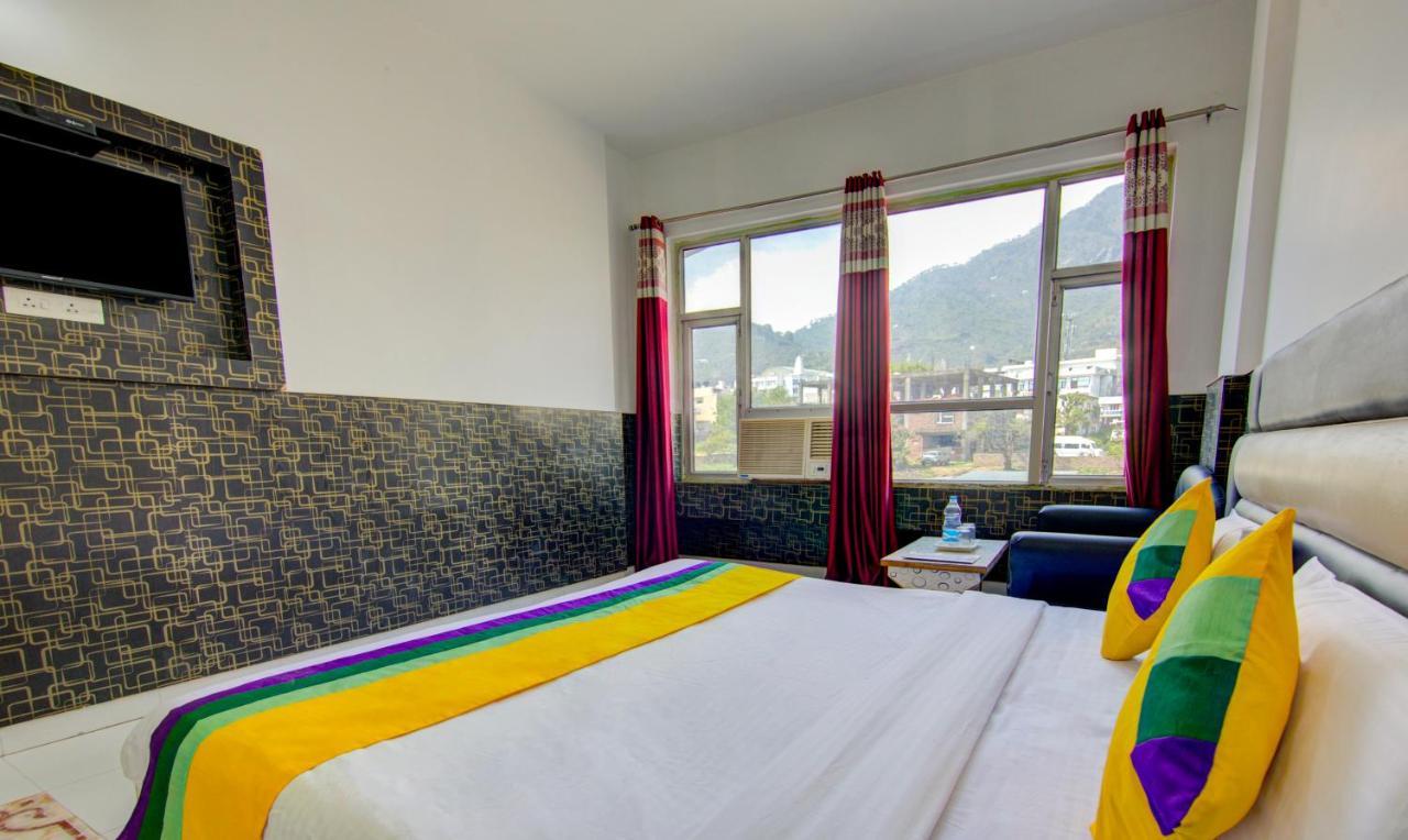 Itsy Hotels Satya Shree Katra  Ngoại thất bức ảnh