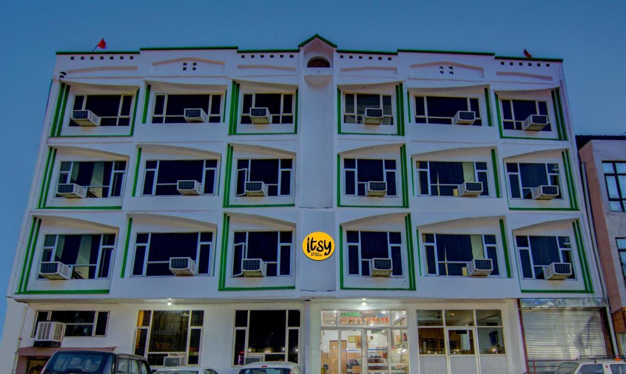 Itsy Hotels Satya Shree Katra  Ngoại thất bức ảnh