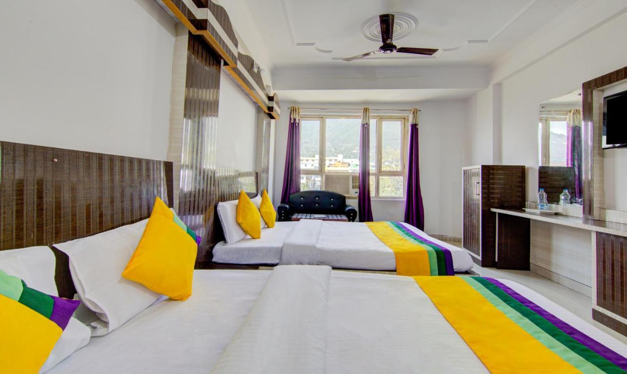 Itsy Hotels Satya Shree Katra  Ngoại thất bức ảnh
